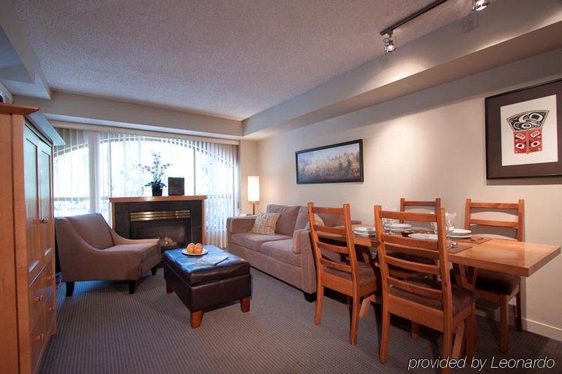 Whistler Village Centre By Elevate Vacations Esterno foto
